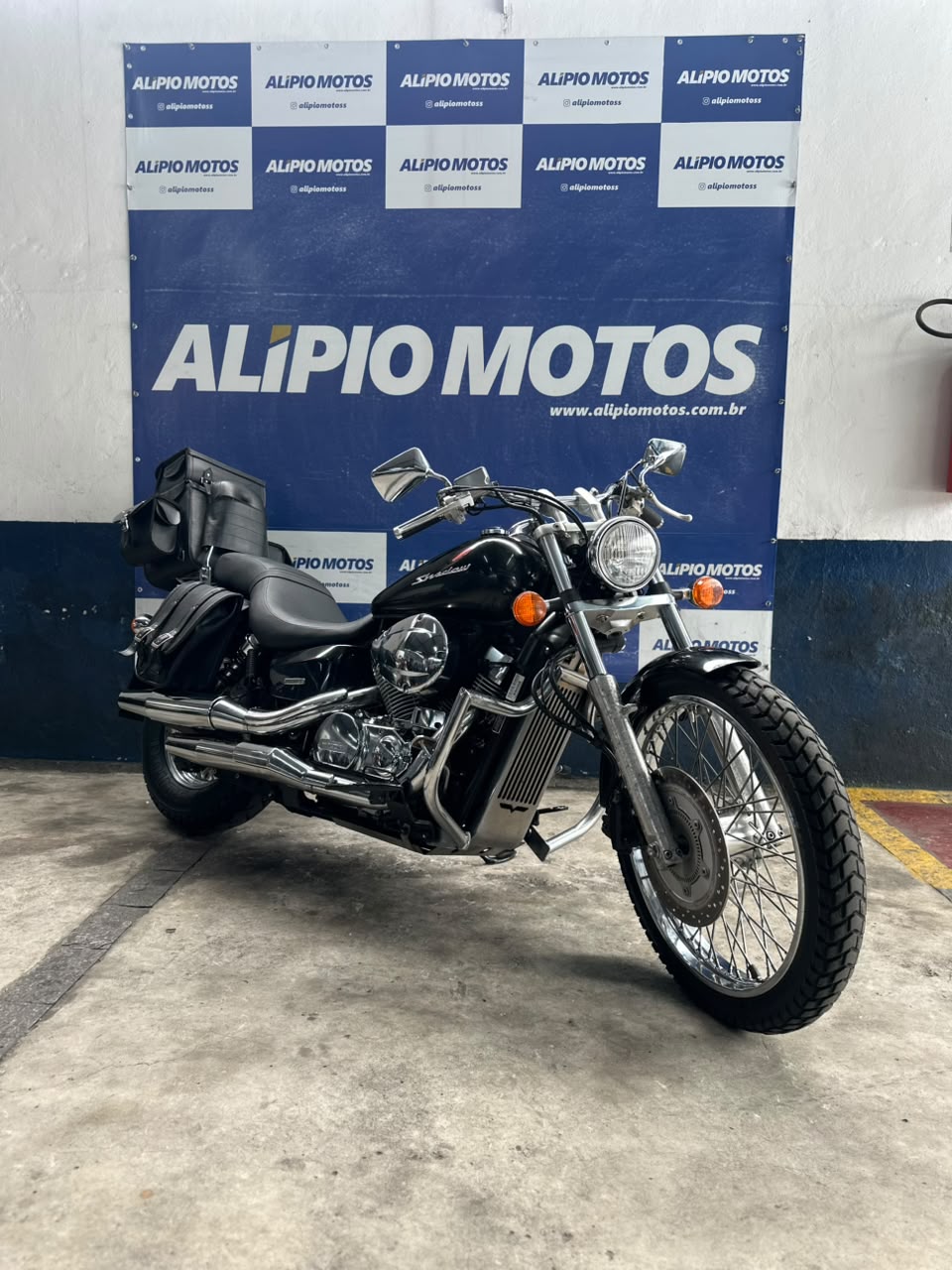 HONDA: SHADOW 750