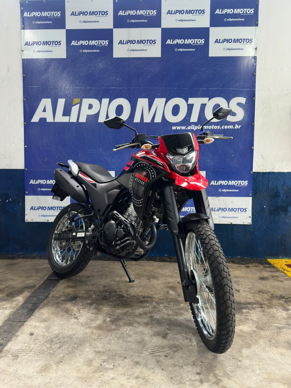 YAMAHA LANDER 250