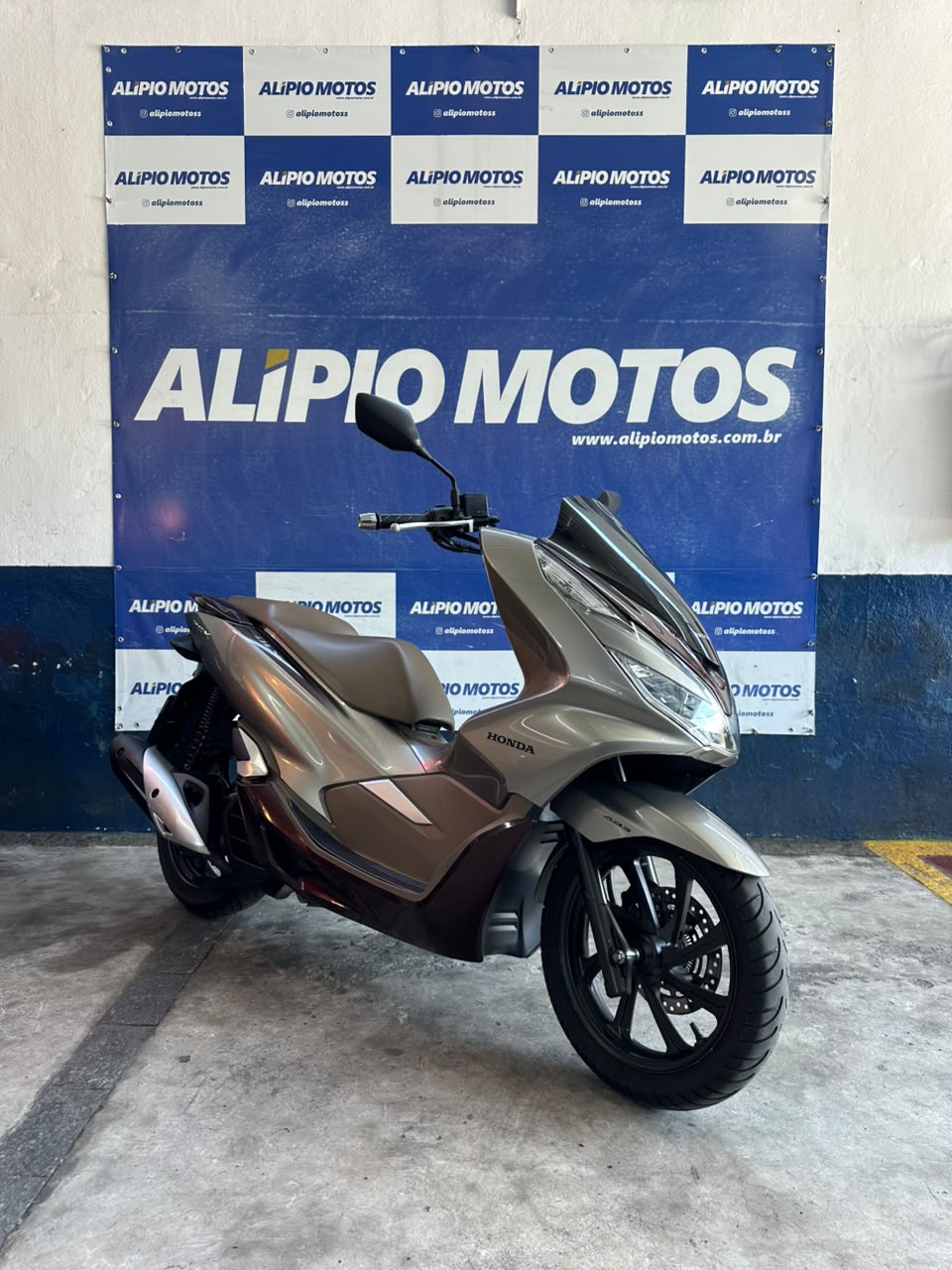 HONDA PCX 150 DLX