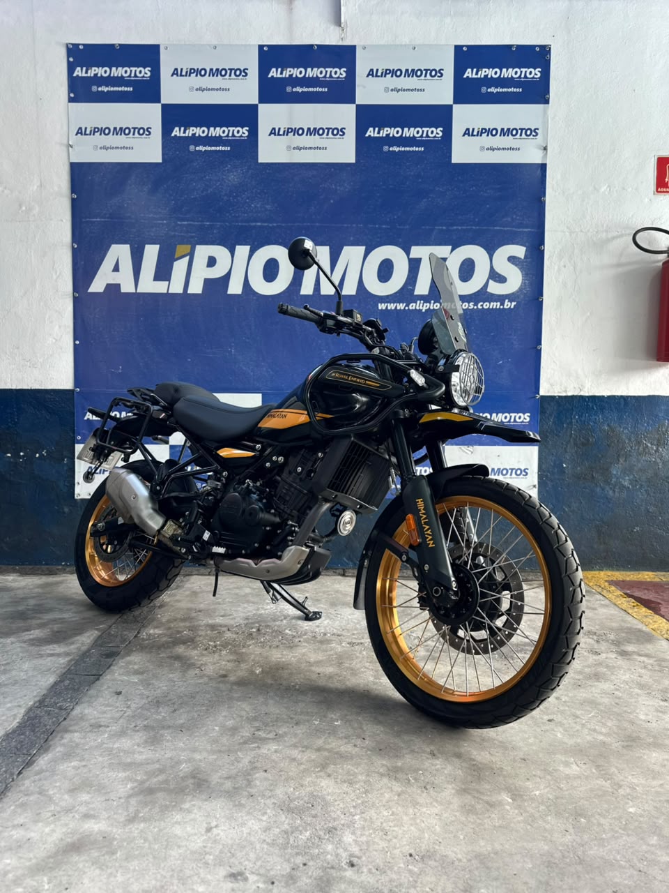 HOYAL ENFIELD HIMALAYA 450